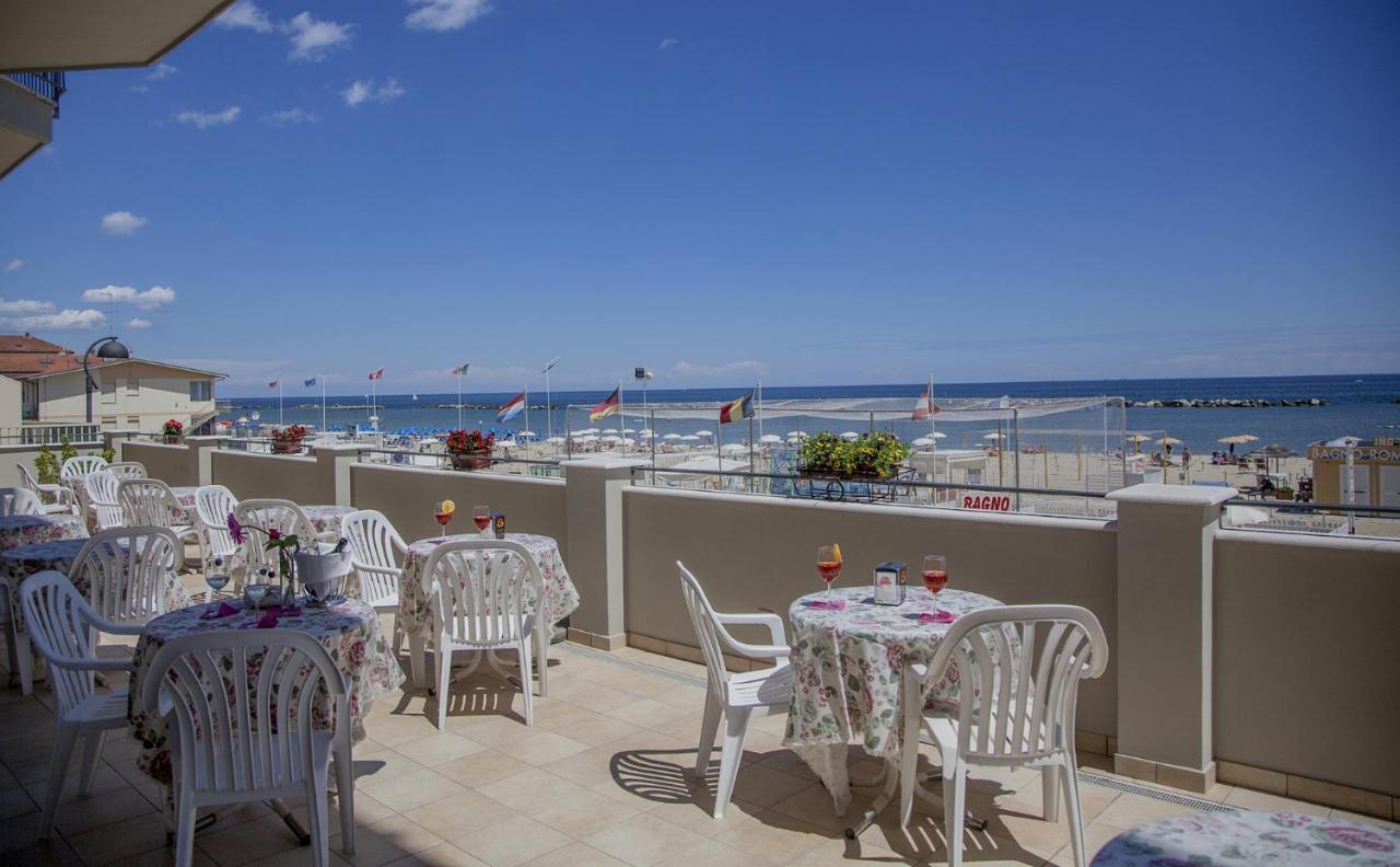 Dei Cesari 3* Rimini